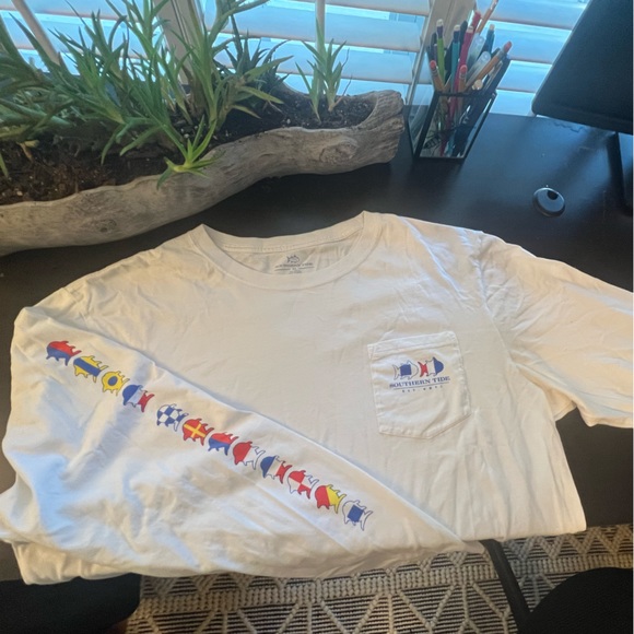 Southern Tide Other - Southern Tide Amelia Island Long Sleeve T-shirt